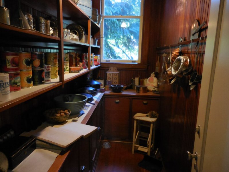 pantry.jpg